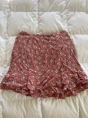 Lulu's Rust Floral Mini Skirt with White Daisy Print